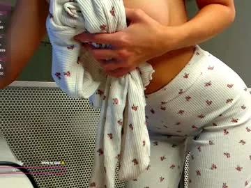 College_girl_ from Chaturbate