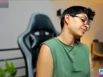 Find your cherished anal broadcaster match with our advanced interactive search and filtering options, allowing you to tailor-make your live event desires.