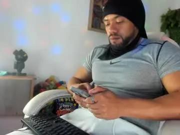 Dimitry_muscle from Chaturbate