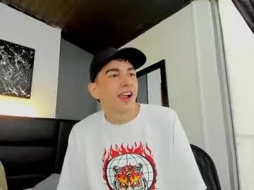 Find your cherished anal broadcaster match with our advanced interactive search and filtering options, allowing you to tailor-make your live event desires.