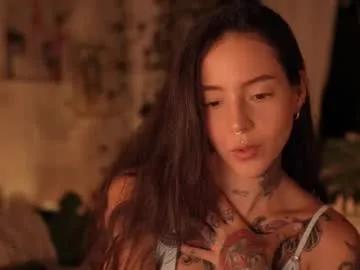 Effylowell_ from Chaturbate