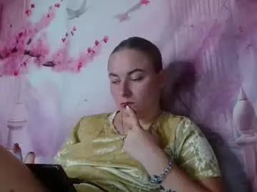 Elena_maeer from Chaturbate
