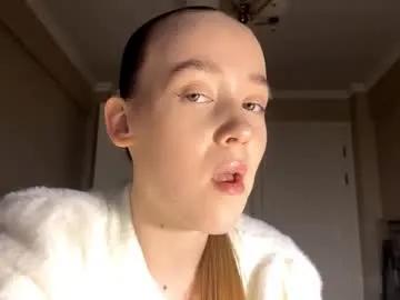 Ellamenas from Chaturbate