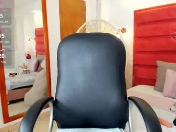 emaa_rosse from Chaturbate is Freechat