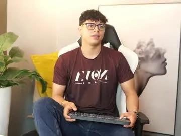 Find your cherished anal broadcaster match with our advanced interactive search and filtering options, allowing you to tailor-make your live event desires.