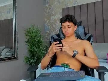 Find your cherished anal broadcaster match with our advanced interactive search and filtering options, allowing you to tailor-make your live event desires.