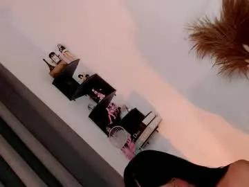 Gata_salvaje22 from Chaturbate