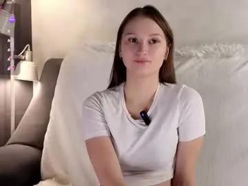 Hanneloregurwell from Chaturbate