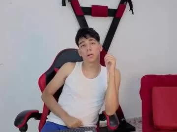 Find your cherished anal broadcaster match with our advanced interactive search and filtering options, allowing you to tailor-make your live event desires.