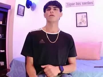 Find your cherished anal broadcaster match with our advanced interactive search and filtering options, allowing you to tailor-make your live event desires.