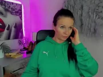 Helen_79 from Chaturbate