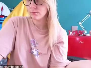 hell_l0ve on Chaturbate