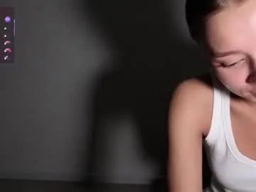 hoaarisa on Chaturbate 