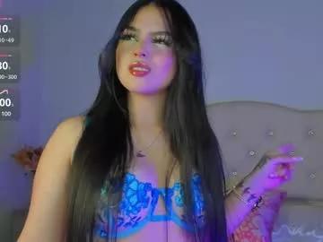 Holly_444 from Chaturbate