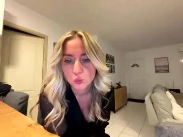 Find your cherished anal broadcaster match with our advanced interactive search and filtering options, allowing you to tailor-make your live event desires.