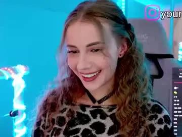 hustleebabyy_vikki from Chaturbate is Freechat