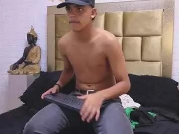 isaac_collins_ from Chaturbate is Freechat