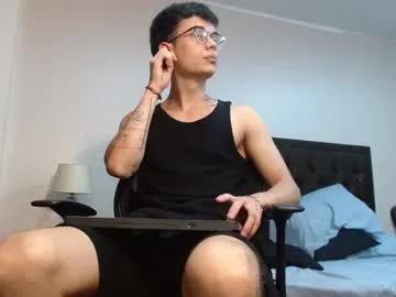 Find your cherished anal broadcaster match with our advanced interactive search and filtering options, allowing you to tailor-make your live event desires.