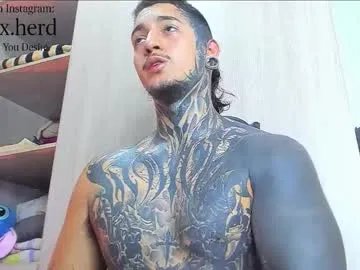 jaxxxonherd on Chaturbate 