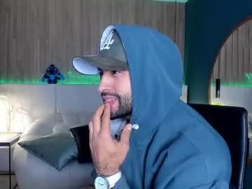 Find your cherished anal broadcaster match with our advanced interactive search and filtering options, allowing you to tailor-make your live event desires.