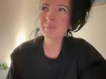 Find your cherished anal broadcaster match with our advanced interactive search and filtering options, allowing you to tailor-make your live event desires.