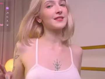 Kisskiss_muah from Chaturbate