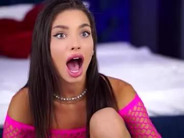 lalaroze from Chaturbate