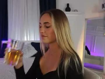 lenaastar from Chaturbate is Freechat