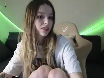 Find your cherished anal broadcaster match with our advanced interactive search and filtering options, allowing you to tailor-make your live event desires.