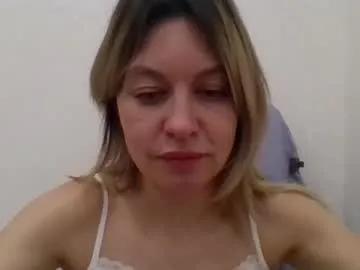 little_milf_ from Chaturbate is Freechat