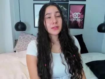 Little_sparkles_0f_l0v3 from Chaturbate