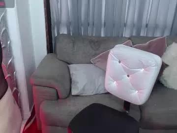 Find your cherished anal broadcaster match with our advanced interactive search and filtering options, allowing you to tailor-make your live event desires.