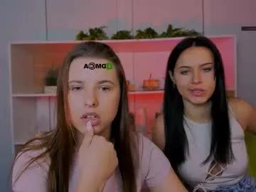 Lola_swon from Chaturbate