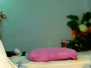 luvu4everxxx from Chaturbate