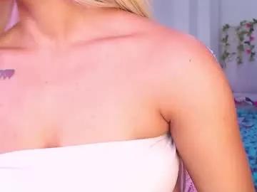 Maddiiebrooks from Chaturbate