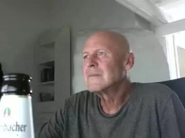 Find your cherished anal broadcaster match with our advanced interactive search and filtering options, allowing you to tailor-make your live event desires.