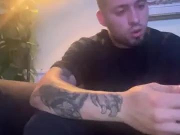 Mannyboy628652 from Chaturbate