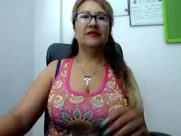 Find your cherished anal broadcaster match with our advanced interactive search and filtering options, allowing you to tailor-make your live event desires.