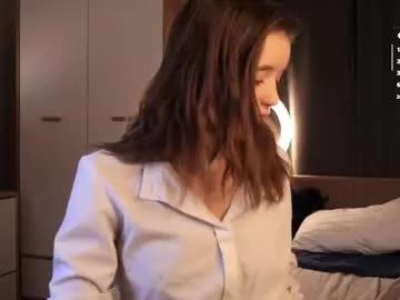 mewaura from Chaturbate is Freechat
