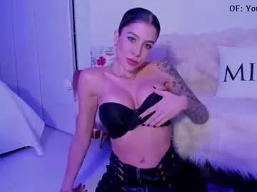 Find your cherished anal broadcaster match with our advanced interactive search and filtering options, allowing you to tailor-make your live event desires.