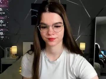 misss_evelyne from Chaturbate