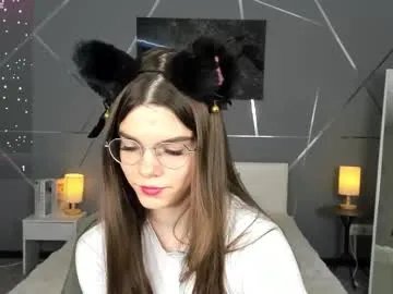 misss_evelyne from Chaturbate