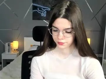 misss_evelyne from Chaturbate