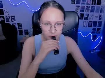 mona_cloud from Chaturbate is Freechat
