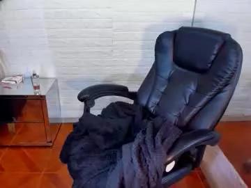 Find your cherished anal broadcaster match with our advanced interactive search and filtering options, allowing you to tailor-make your live event desires.