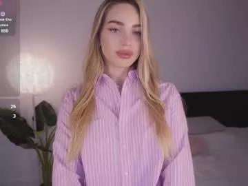 Find your cherished anal broadcaster match with our advanced interactive search and filtering options, allowing you to tailor-make your live event desires.