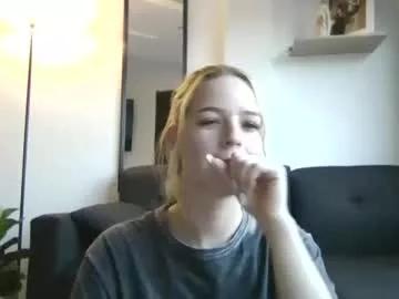 Niicoleta2 from Chaturbate