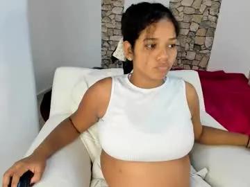 Ninacollinss1 from Chaturbate