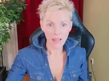 Find your cherished anal broadcaster match with our advanced interactive search and filtering options, allowing you to tailor-make your live event desires.