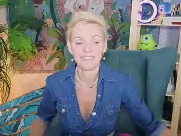 Find your cherished anal broadcaster match with our advanced interactive search and filtering options, allowing you to tailor-make your live event desires.
